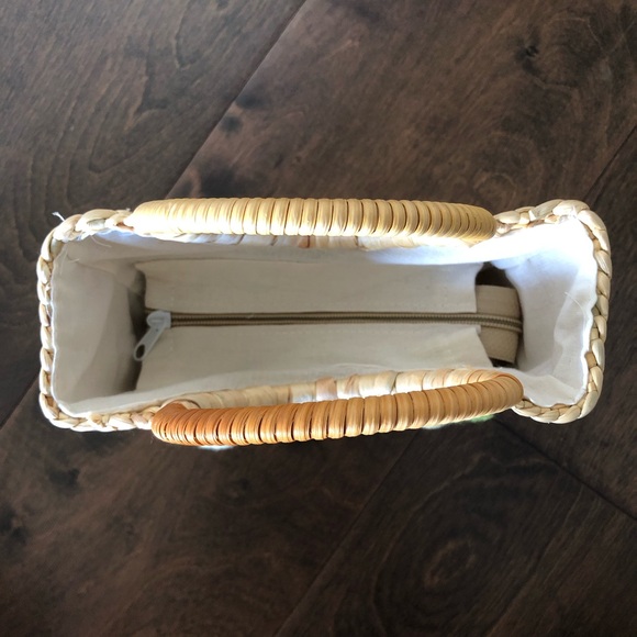 Woven Kid’s Purse - Picture 5 of 6